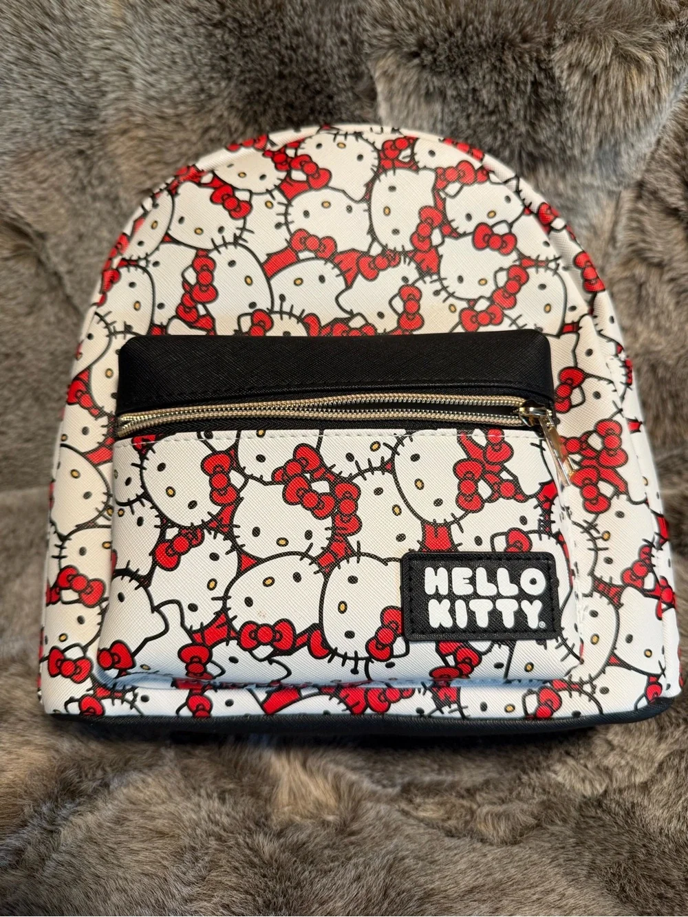 Hello Kitty White & Red Patterned Mini Backpack - Picture 1 of 2